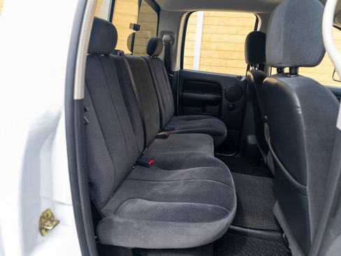 Used 2005 Dodge Ram 2500 Truck SLT w/ Quad Cab Big Horn Value Group image 40