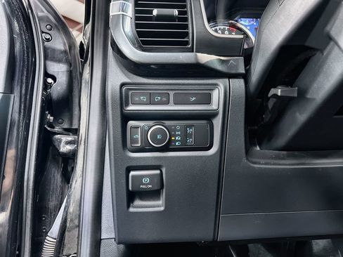 Used 2022 Ford F150 XLT w/ Equipment Group 302A High AWD/4WD image 15