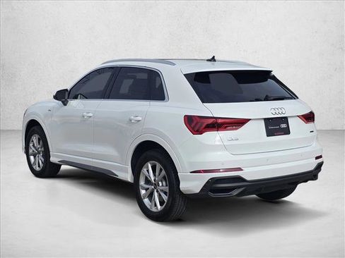 Certified 2025 Audi Q3 2.0T Premium w/ Convenience Package AWD/4WD image 7