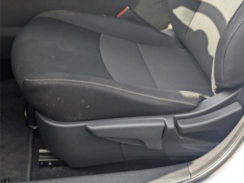 Used 2022 Nissan Sentra SV image 11