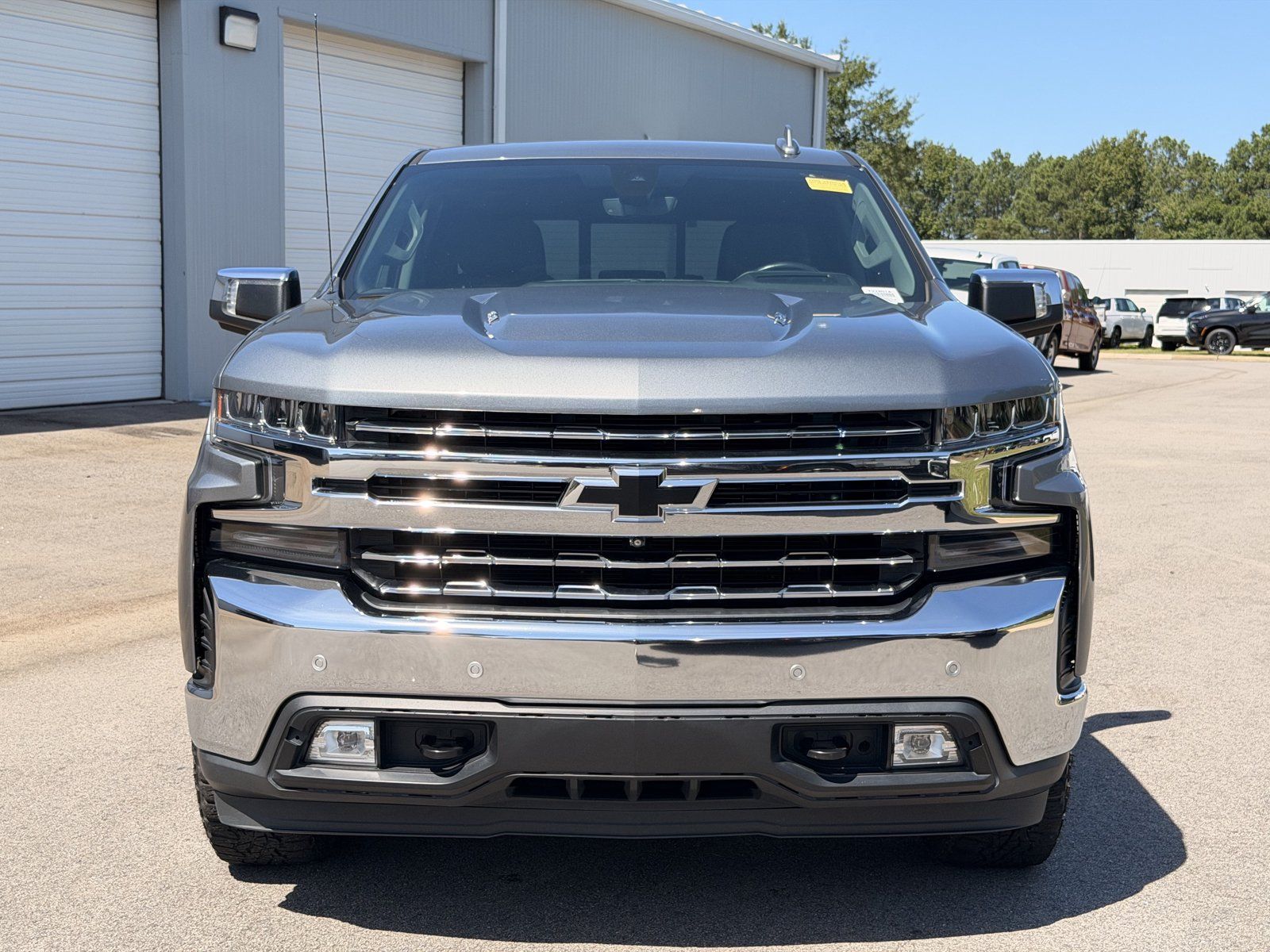 Used 2019 Chevrolet Silverado 1500 LTZ w/ LTZ Plus Package AWD/4WD image 6
