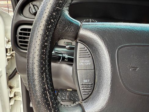 Used 1999 Dodge Ram 2500 Truck 4x4 Quad Cab image 29