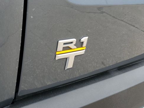 Used 2022 Rivian R1T Launch Edition image 27