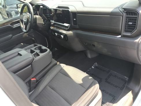 Used 2023 GMC Sierra 1500 Elevation AWD/4WD image 15