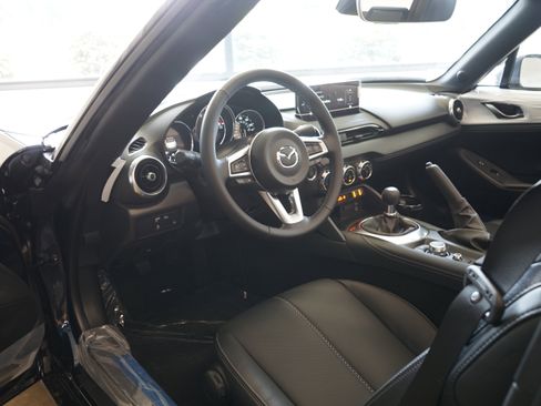 New 2026 MAZDA MX-5 Miata Grand Touring w/ Weather Package RWD image 11