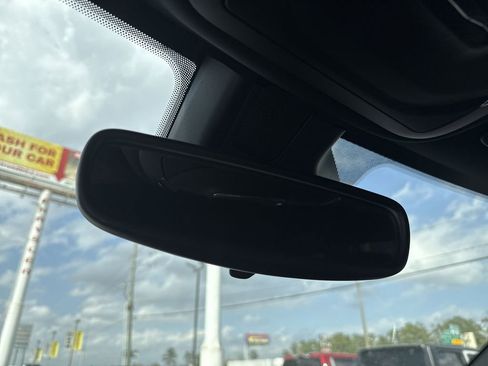 Used 2023 Jeep Grand Cherokee L Laredo image 23