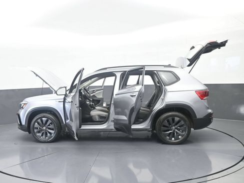 Used 2024 Volkswagen Taos S FWD image 66