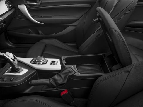 Used 2016 BMW M235i Convertible image 15