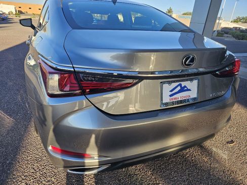 Used 2020 Lexus ES 350 w/ Accessory Package 2 FWD image 11