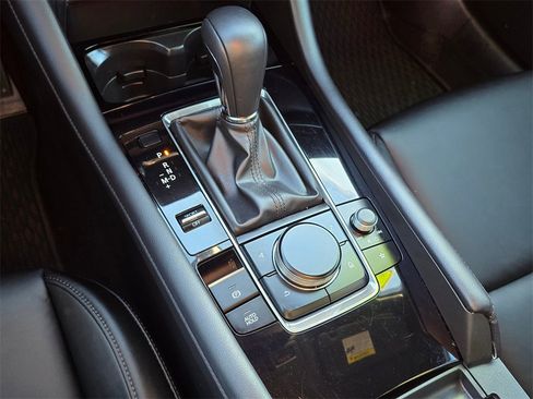 Used 2024 MAZDA MAZDA3 s image 28