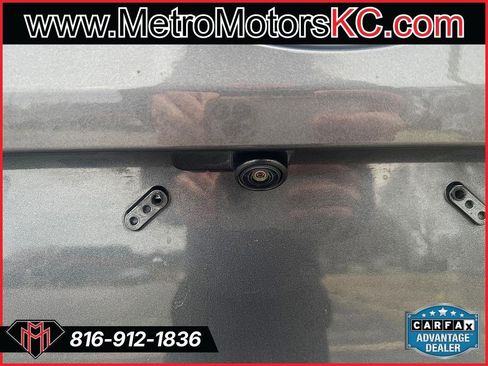 Used 2020 Ford Fusion SE image 30