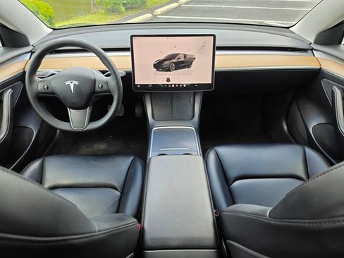 Used 2022 Tesla Model 3 Long Range AWD/4WD image 31