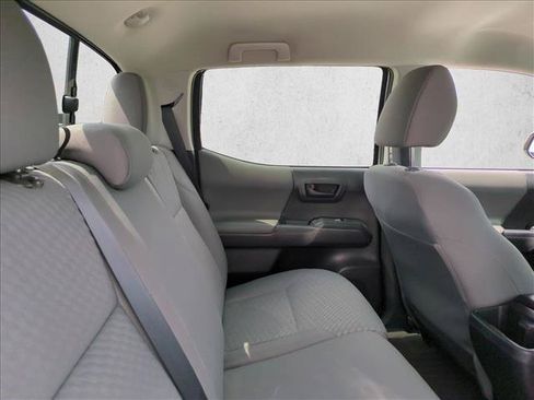 Used 2023 Toyota Tacoma SR AWD/4WD image 18