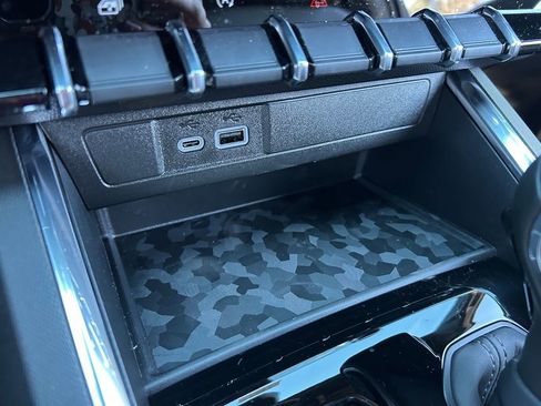 New 2026 GMC Canyon Elevation w/ Convenience Package image 33