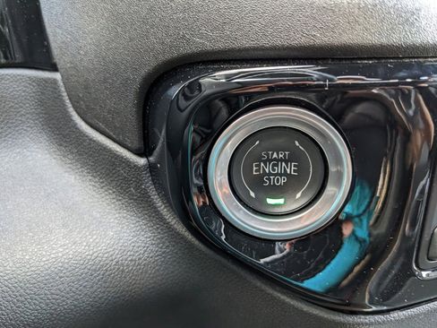 Used 2024 Chevrolet Silverado 2500 High Country w/ High Country Premium Package image 35