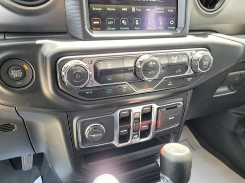 Used 2023 Jeep Wrangler Unlimited w/ 8.4" Radio Group AWD/4WD image 23