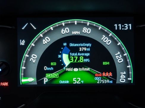 Used 2025 Toyota RAV4 XLE image 37