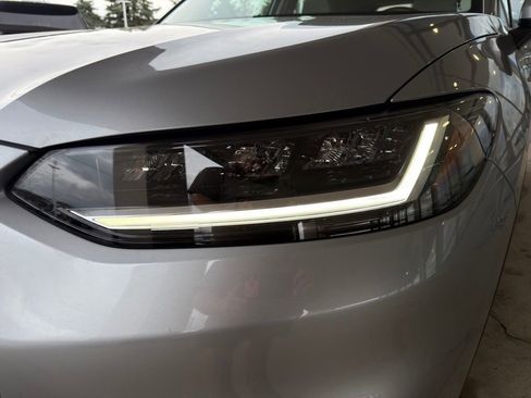 Certified 2023 Honda HR-V LX image 9