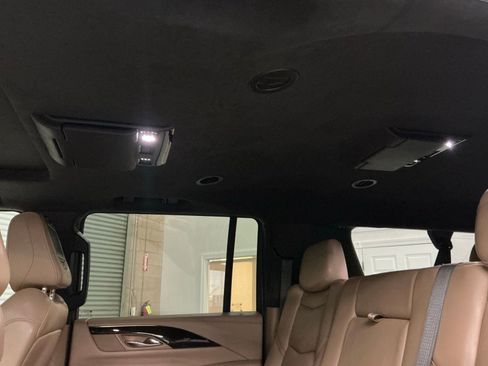 Used 2019 Cadillac Escalade ESV Platinum image 20