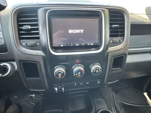 Used 2013 RAM 2500 Tradesman w/ Chrome Appearance Group AWD/4WD image 17