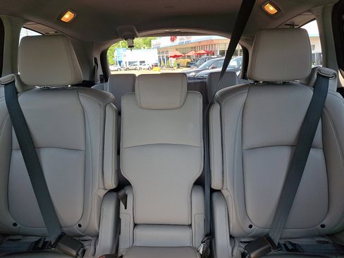 Certified 2023 Honda Odyssey Touring image 19