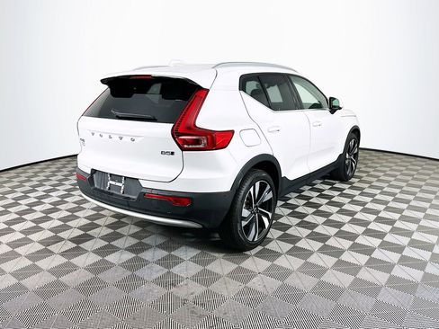 Used 2023 Volvo XC40 B5 Ultimate w/ Protection Package Premier image 10