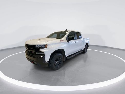 Used 2022 Chevrolet Silverado 1500 LT Trail Boss w/ Convenience Package II image 4