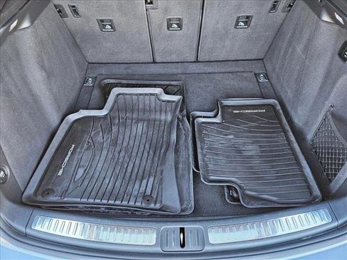 Used 2015 Porsche Macan S image 6