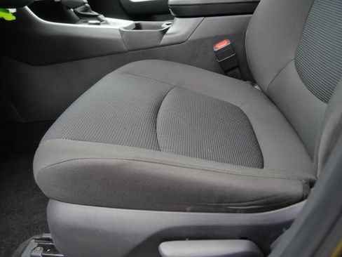 Certified 2025 Toyota RAV4 LE image 21