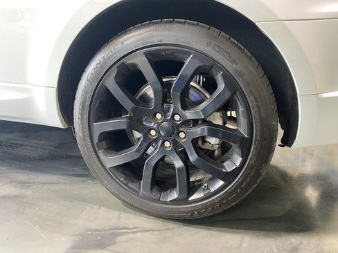 Used 2018 Land Rover Range Rover Sport HSE AWD/4WD image 11