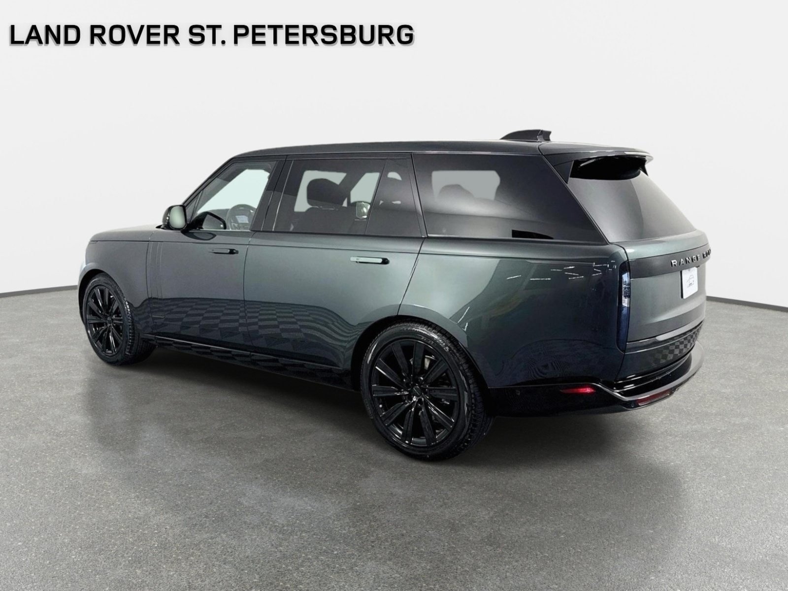New 2026 Land Rover Range Rover Long Wheelbase SE AWD/4WD image 7