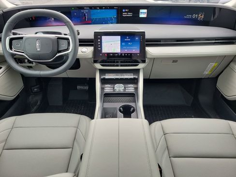 New 2026 Lincoln Nautilus Premier w/ Equipment Group 102A AWD/4WD image 11