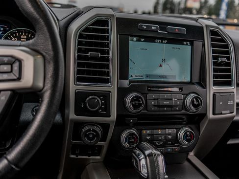 Used 2016 Ford F150 Lariat w/ Equipment Group 502A Luxury image 31