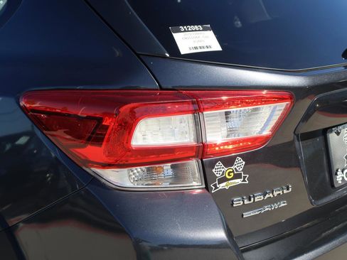 Used 2019 Subaru Crosstrek 2.0i Premium image 11