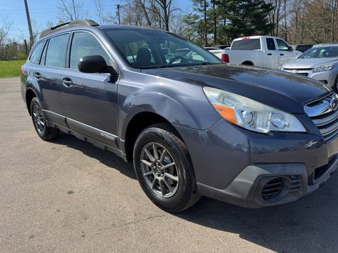 Used 2014 Subaru Outback 2.5i AWD/4WD image 12