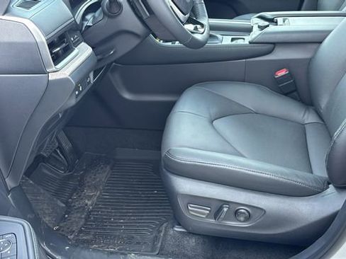 New 2026 Toyota Grand Highlander Platinum image 30