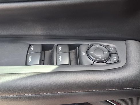 Used 2025 Chevrolet Tahoe LT AWD/4WD image 12