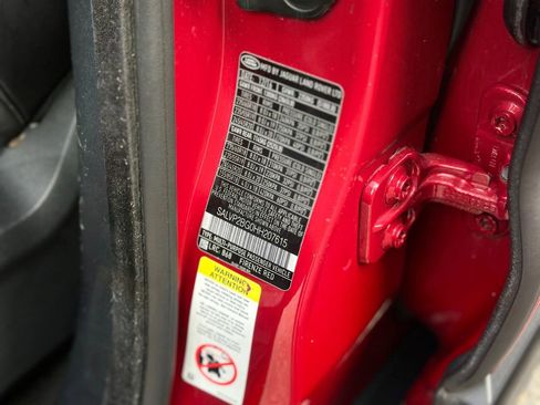 Used 2017 Land Rover Range Rover Evoque SE image 26