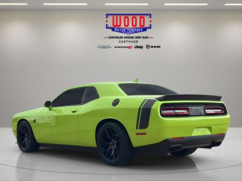 Used 2023 Dodge Challenger SRT Hellcat RWD image 5