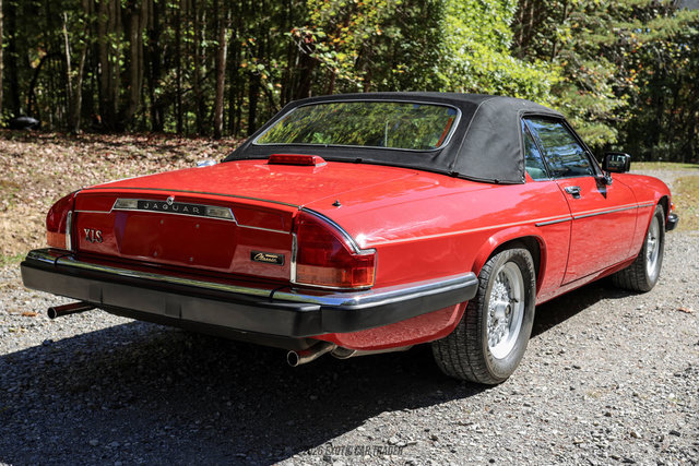 Used 1990 Jaguar XJS V12 Convertible RWD image 17