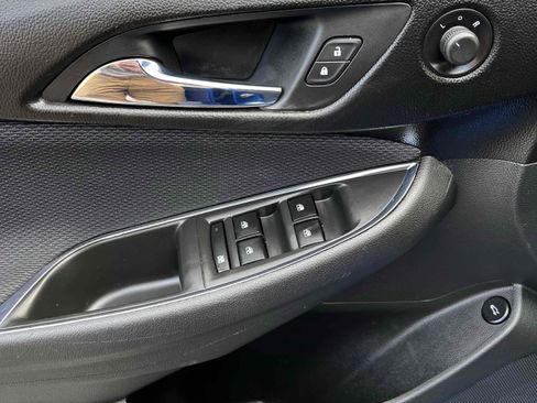 Used 2017 Chevrolet Cruze LT w/ Convenience Package FWD image 63