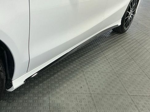 Used 2018 Mercedes-Benz CLA 250 image 30