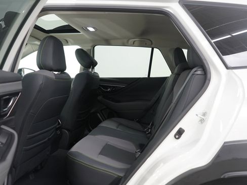 Used 2025 Subaru Outback Onyx Edition image 18