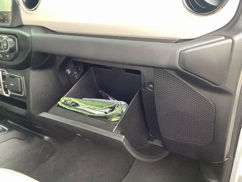 Used 2023 Jeep Wrangler Unlimited Sahara image 42