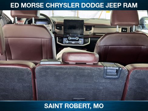 Used 2023 Ford Expedition Max Limited AWD/4WD image 39