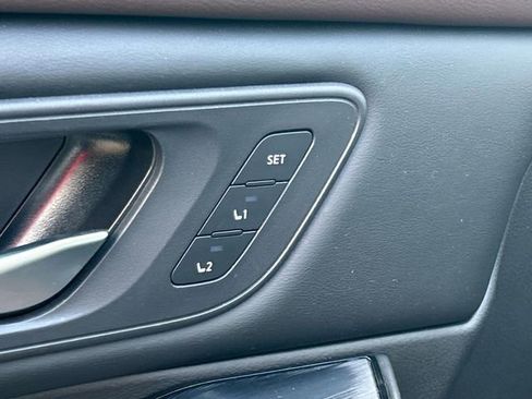 Used 2023 Nissan Rogue SL image 27