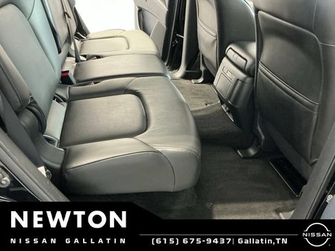 Used 2021 Nissan Armada SV RWD image 16