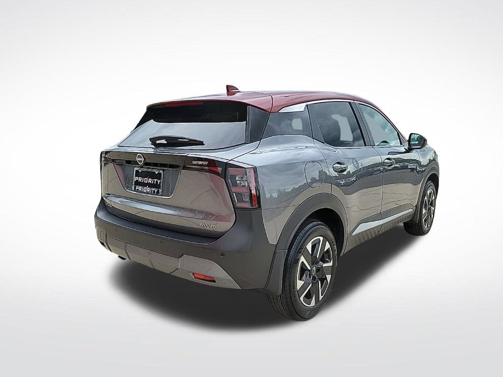 Certified 2025 Nissan Kicks SV AWD/4WD image 4