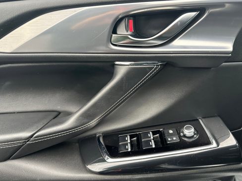 Used 2023 MAZDA CX-9 Grand Touring image 12