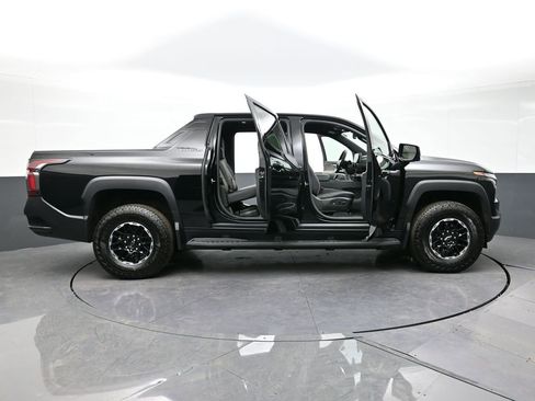 Used 2026 Chevrolet Silverado EV Trail Boss w/ Plus Package image 32